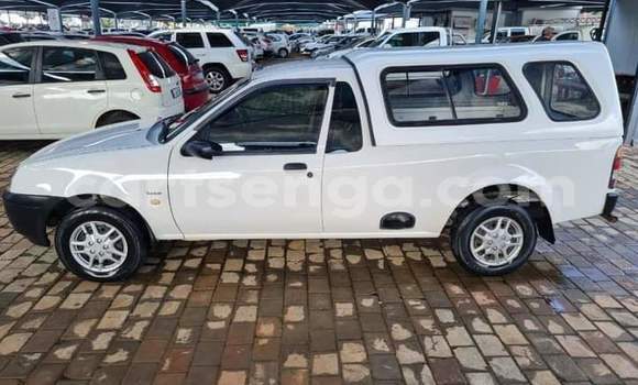 Nunua Ilio tumika Ford Escort White Gari ndani ya Ezulwini nchini Hhohho Nunua Ilio tumika Ford Escort White Gari ndani ya Ezulwini nchini Hhohho