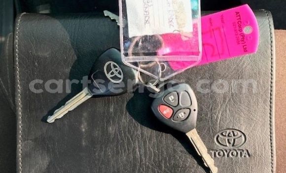 Buy Used Toyota Hilux White Car in Mbabane in Manzini Buy Used Toyota Hilux White Car in Mbabane in Manzini