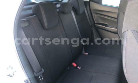 Acheter Occasion Voiture Suzuki Swift Blanc à Ezulwini, Hhohho Acheter Occasion Voiture Suzuki Swift Blanc à Ezulwini, Hhohho