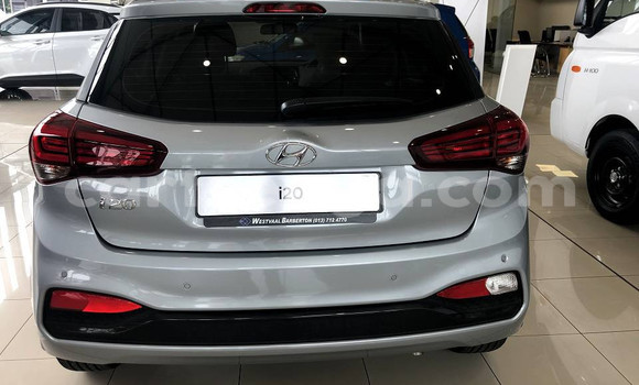 Buy Used Hyundai i20 Silver Car in Ezulwini in Hhohho Buy Used Hyundai i20 Silver Car in Ezulwini in Hhohho