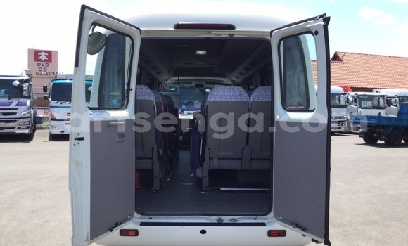 Acheter Occasion Voiture Toyota Coaster Blanc à Big Bend, Lubombo District Acheter Occasion Voiture Toyota Coaster Blanc à Big Bend, Lubombo District