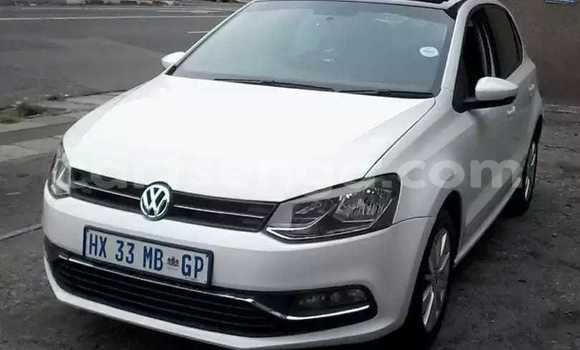 Buy Used Volkswagen Polo White Car in Ezulwini in Hhohho Buy Used Volkswagen Polo White Car in Ezulwini in Hhohho