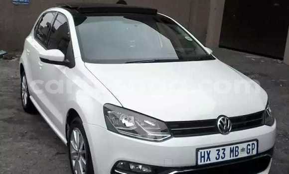 Buy Used Volkswagen Polo White Car in Ezulwini in Hhohho Buy Used Volkswagen Polo White Car in Ezulwini in Hhohho