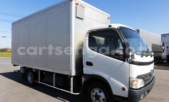 Acheter Occasion Utilitaire Toyota Dyna Blanc à Big Bend, Lubombo District Acheter Occasion Utilitaire Toyota Dyna Blanc à Big Bend, Lubombo District