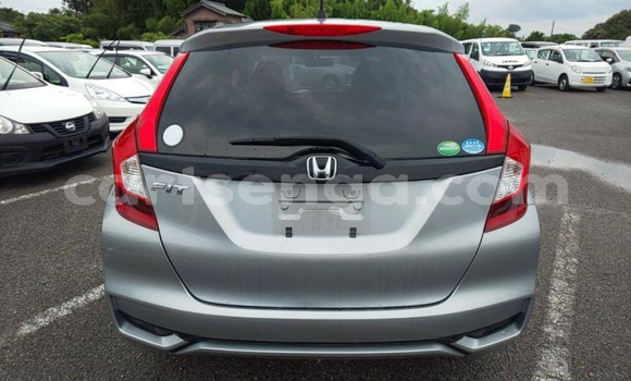 Nunua Ilio tumika Honda FIT Silver Gari ndani ya Mbabane nchini Manzini Nunua Ilio tumika Honda FIT Silver Gari ndani ya Mbabane nchini Manzini