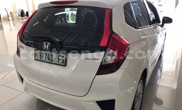 Nunua Ilio tumika Honda Jazz White Gari ndani ya Hlatikulu nchini Wilaya ya Shiselweni Nunua Ilio tumika Honda Jazz White Gari ndani ya Hlatikulu nchini Wilaya ya Shiselweni