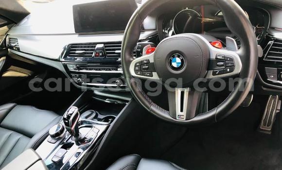 Nunua Ilio tumika BMW M5 Blue Gari ndani ya Mbabane nchini Manzini Nunua Ilio tumika BMW M5 Blue Gari ndani ya Mbabane nchini Manzini