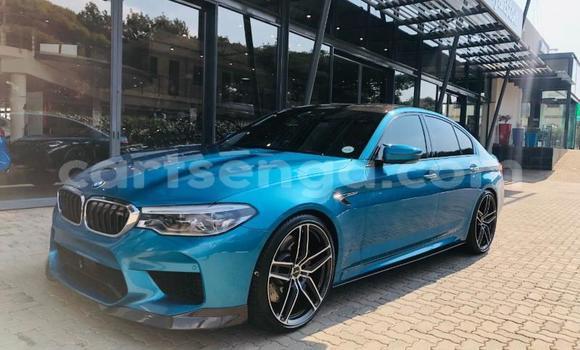Nunua Ilio tumika BMW M5 Blue Gari ndani ya Mbabane nchini Manzini Nunua Ilio tumika BMW M5 Blue Gari ndani ya Mbabane nchini Manzini