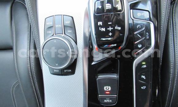 Nunua Ilio tumika BMW M5 Blue Gari ndani ya Mbabane nchini Manzini Nunua Ilio tumika BMW M5 Blue Gari ndani ya Mbabane nchini Manzini