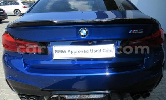 Nunua Ilio tumika BMW M5 Blue Gari ndani ya Mbabane nchini Manzini Nunua Ilio tumika BMW M5 Blue Gari ndani ya Mbabane nchini Manzini