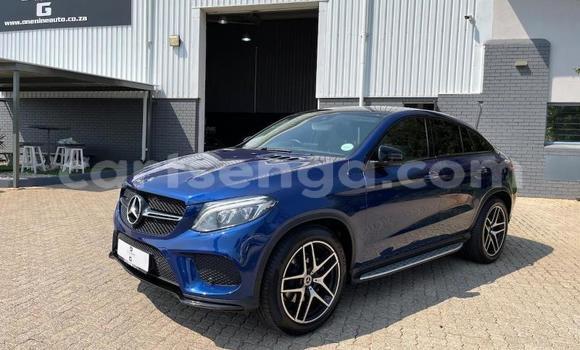 Nunua Ilio tumika Mercedes‒Benz 250 Blue Gari ndani ya Manzini nchini Manzini