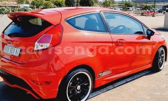 Nunua Ilio tumika Ford Fiesta Red Gari ndani ya Ezulwini nchini Hhohho Nunua Ilio tumika Ford Fiesta Red Gari ndani ya Ezulwini nchini Hhohho
