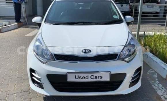Acheter Occasion Voiture Kia Rio Blanc à Ezulwini, Hhohho Acheter Occasion Voiture Kia Rio Blanc à Ezulwini, Hhohho