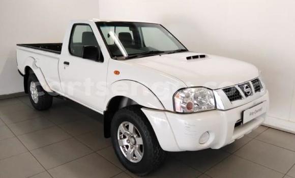 Nunua Ilio tumika Nissan NP 300 White Gari ndani ya Bhunya nchini Manzini Nunua Ilio tumika Nissan NP 300 White Gari ndani ya Bhunya nchini Manzini