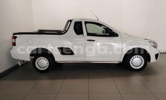 Nunua Ilio tumika Chevrolet Van White Gari ndani ya Bhunya nchini Manzini Nunua Ilio tumika Chevrolet Van White Gari ndani ya Bhunya nchini Manzini