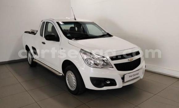 Nunua Ilio tumika Chevrolet Van White Gari ndani ya Bhunya nchini Manzini Nunua Ilio tumika Chevrolet Van White Gari ndani ya Bhunya nchini Manzini