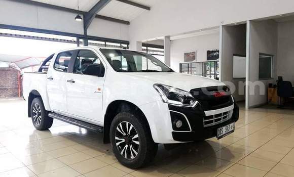 Medium with watermark isuzu kb hhohho ezulwini 25022