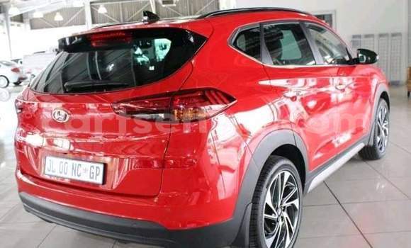 Nunua Ilio tumika Hyundai Tucson Red Gari ndani ya Ezulwini nchini Hhohho Nunua Ilio tumika Hyundai Tucson Red Gari ndani ya Ezulwini nchini Hhohho