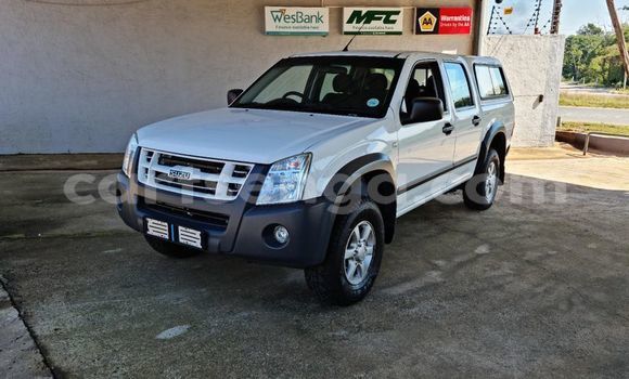 Acheter Occasion Voiture Isuzu KB Blanc à Mbabane, Manzini