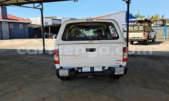 Buy Used Isuzu KB White Car in Mbabane in Manzini Buy Used Isuzu KB White Car in Mbabane in Manzini