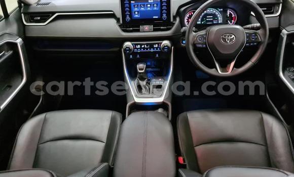 Nunua Ilio tumika Toyota RAV4 Beige Gari ndani ya Ezulwini nchini Hhohho Nunua Ilio tumika Toyota RAV4 Beige Gari ndani ya Ezulwini nchini Hhohho