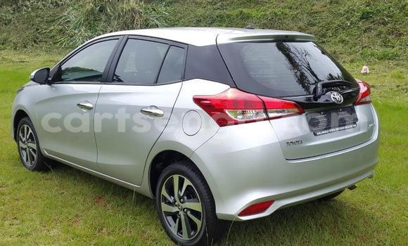 Buy Used Toyota Yaris Silver Car in Hlatikulu in Shiselweni District Buy Used Toyota Yaris Silver Car in Hlatikulu in Shiselweni District