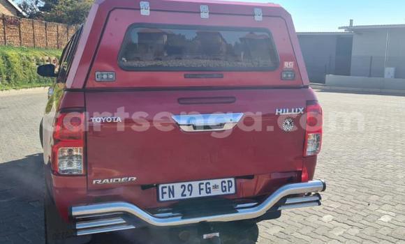 Nunua Ilio tumika Toyota Hilux Red Gari ndani ya Ezulwini nchini Hhohho Nunua Ilio tumika Toyota Hilux Red Gari ndani ya Ezulwini nchini Hhohho