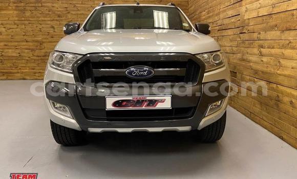 Nunua Ilio tumika Ford Ranger Silver Gari ndani ya Ezulwini nchini Hhohho Nunua Ilio tumika Ford Ranger Silver Gari ndani ya Ezulwini nchini Hhohho