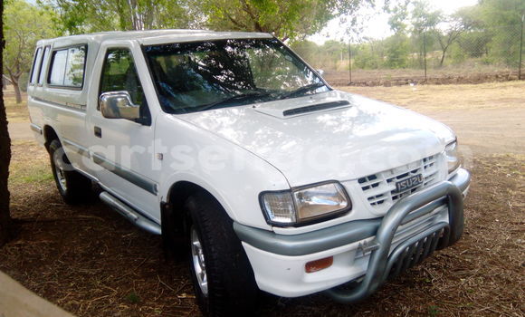 Buy Used Isuzu Trooper Black Car in Simunye in Swaziland Buy Used Isuzu Trooper Black Car in Simunye in Swaziland
