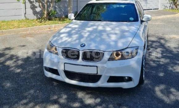 Buy Used BMW 3–Series White Car in Hluti in Shiselweni District Buy Used BMW 3–Series White Car in Hluti in Shiselweni District