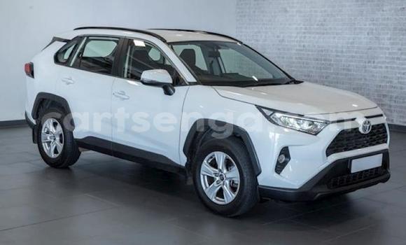 Nunua Ilio tumika Toyota RAV4 White Gari ndani ya Mbabane nchini Manzini Nunua Ilio tumika Toyota RAV4 White Gari ndani ya Mbabane nchini Manzini