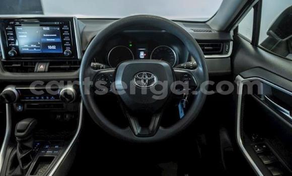Nunua Ilio tumika Toyota RAV4 White Gari ndani ya Mbabane nchini Manzini Nunua Ilio tumika Toyota RAV4 White Gari ndani ya Mbabane nchini Manzini