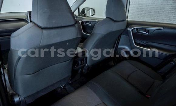 Nunua Ilio tumika Toyota RAV4 White Gari ndani ya Mbabane nchini Manzini Nunua Ilio tumika Toyota RAV4 White Gari ndani ya Mbabane nchini Manzini