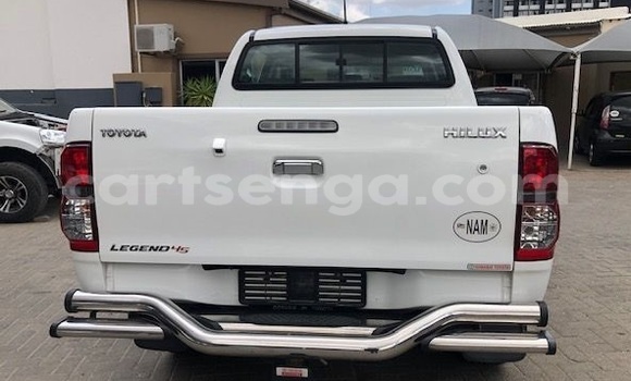 Buy Used Toyota Hilux White Car in Mbabane in Manzini Buy Used Toyota Hilux White Car in Mbabane in Manzini