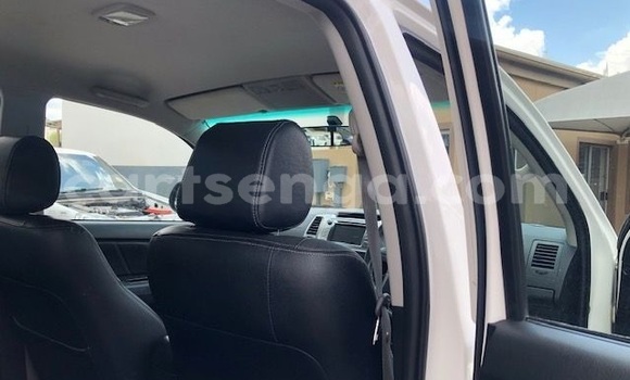 Buy Used Toyota Hilux White Car in Mbabane in Manzini Buy Used Toyota Hilux White Car in Mbabane in Manzini