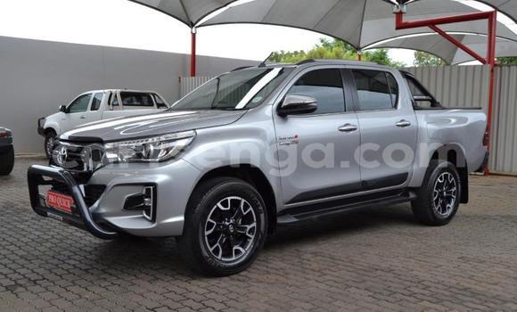 Nunua Ilio tumika Toyota Hilux Silver Gari ndani ya Ezulwini nchini Hhohho Nunua Ilio tumika Toyota Hilux Silver Gari ndani ya Ezulwini nchini Hhohho