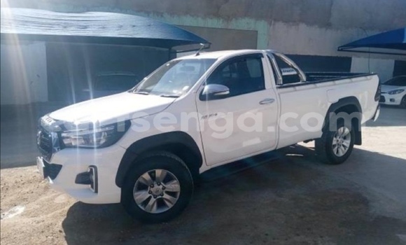 Nunua Ilio tumika Toyota Hilux White Gari ndani ya Mhlambanyatsi nchini Manzini Nunua Ilio tumika Toyota Hilux White Gari ndani ya Mhlambanyatsi nchini Manzini