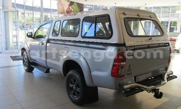 Buy Used Toyota Hilux Silver Car in Manzini in Manzini Buy Used Toyota Hilux Silver Car in Manzini in Manzini