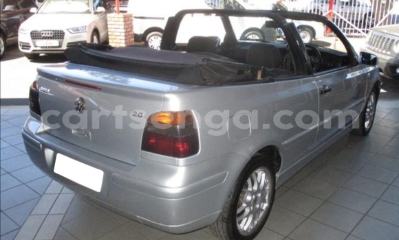 Nunua Ilio tumika Volkswagen Golf Silver Gari ndani ya Ezulwini nchini Hhohho Nunua Ilio tumika Volkswagen Golf Silver Gari ndani ya Ezulwini nchini Hhohho