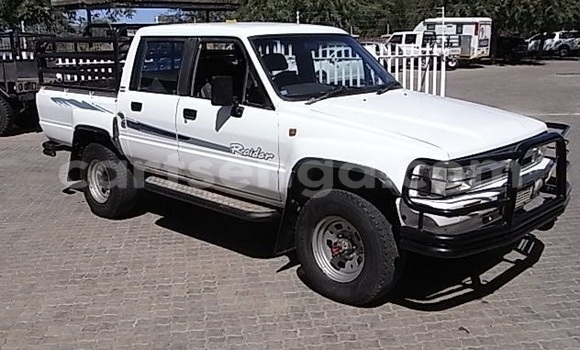 Buy Used Toyota Hilux White Car in Mbabane in Manzini Buy Used Toyota Hilux White Car in Mbabane in Manzini