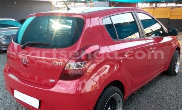 Nunua Ilio tumika Hyundai i20 Red Gari ndani ya Ezulwini nchini Hhohho Nunua Ilio tumika Hyundai i20 Red Gari ndani ya Ezulwini nchini Hhohho