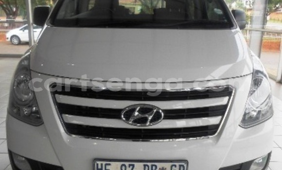 Acheter Occasion Voiture Hyundai H1 Blanc à Bhunya, Manzini Acheter Occasion Voiture Hyundai H1 Blanc à Bhunya, Manzini