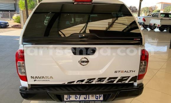 Buy Used Nissan Navara White Car in Mbabane in Manzini Buy Used Nissan Navara White Car in Mbabane in Manzini