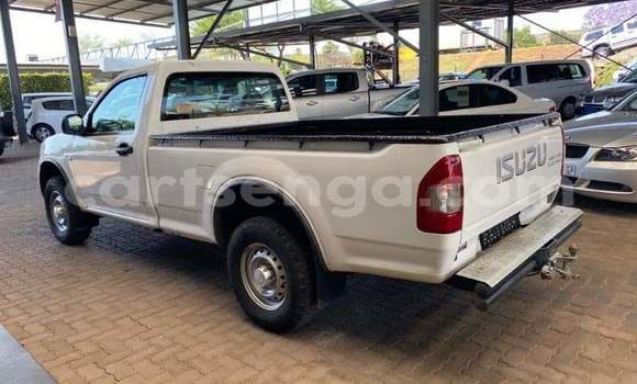 Buy Used Isuzu KB White Car in Mbabane in Manzini Buy Used Isuzu KB White Car in Mbabane in Manzini