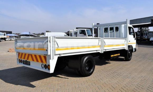 Buy Used Nissan UD White Truck in Manzini in Manzini Buy Used Nissan UD White Truck in Manzini in Manzini