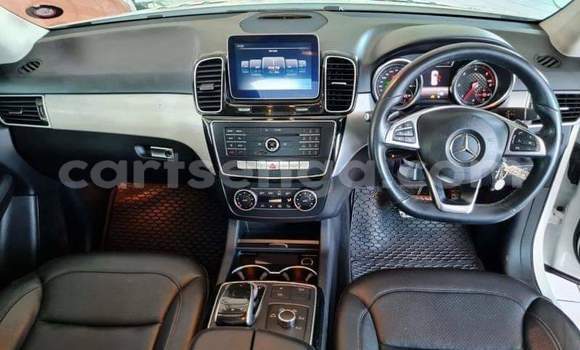 Buy Used Mercedes‒Benz GLE White Car in Mpaka in Lubombo District Buy Used Mercedes‒Benz GLE White Car in Mpaka in Lubombo District
