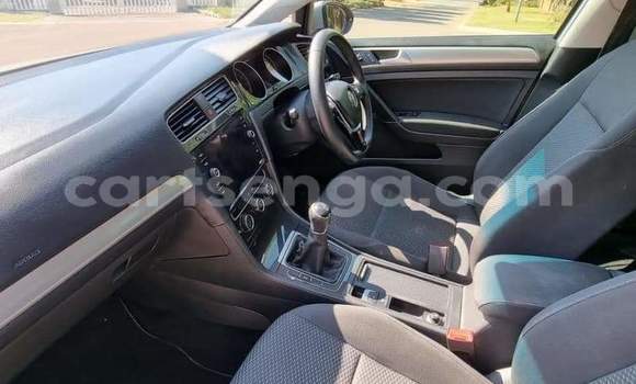 Buy Used Volkswagen Golf Silver Car in Mankayane in Manzini Buy Used Volkswagen Golf Silver Car in Mankayane in Manzini