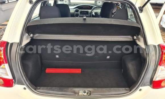 Buy Used Toyota Etios White Car in Hluti in Shiselweni District Buy Used Toyota Etios White Car in Hluti in Shiselweni District