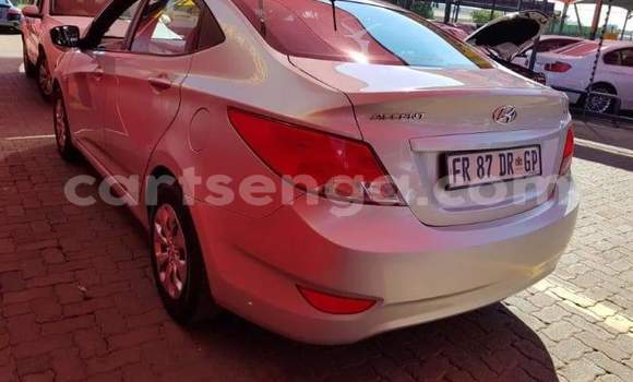 Buy Used Hyundai Accent Silver Car in Hluti in Shiselweni District Buy Used Hyundai Accent Silver Car in Hluti in Shiselweni District
