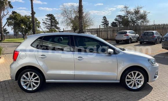 Acheter Occasion Voiture Volkswagen Polo Gris à Ezulwini, Hhohho Acheter Occasion Voiture Volkswagen Polo Gris à Ezulwini, Hhohho